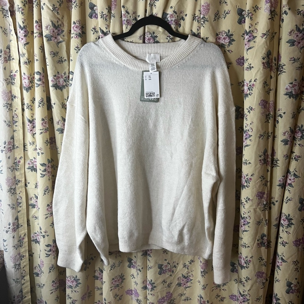 NWT Sweater XXL